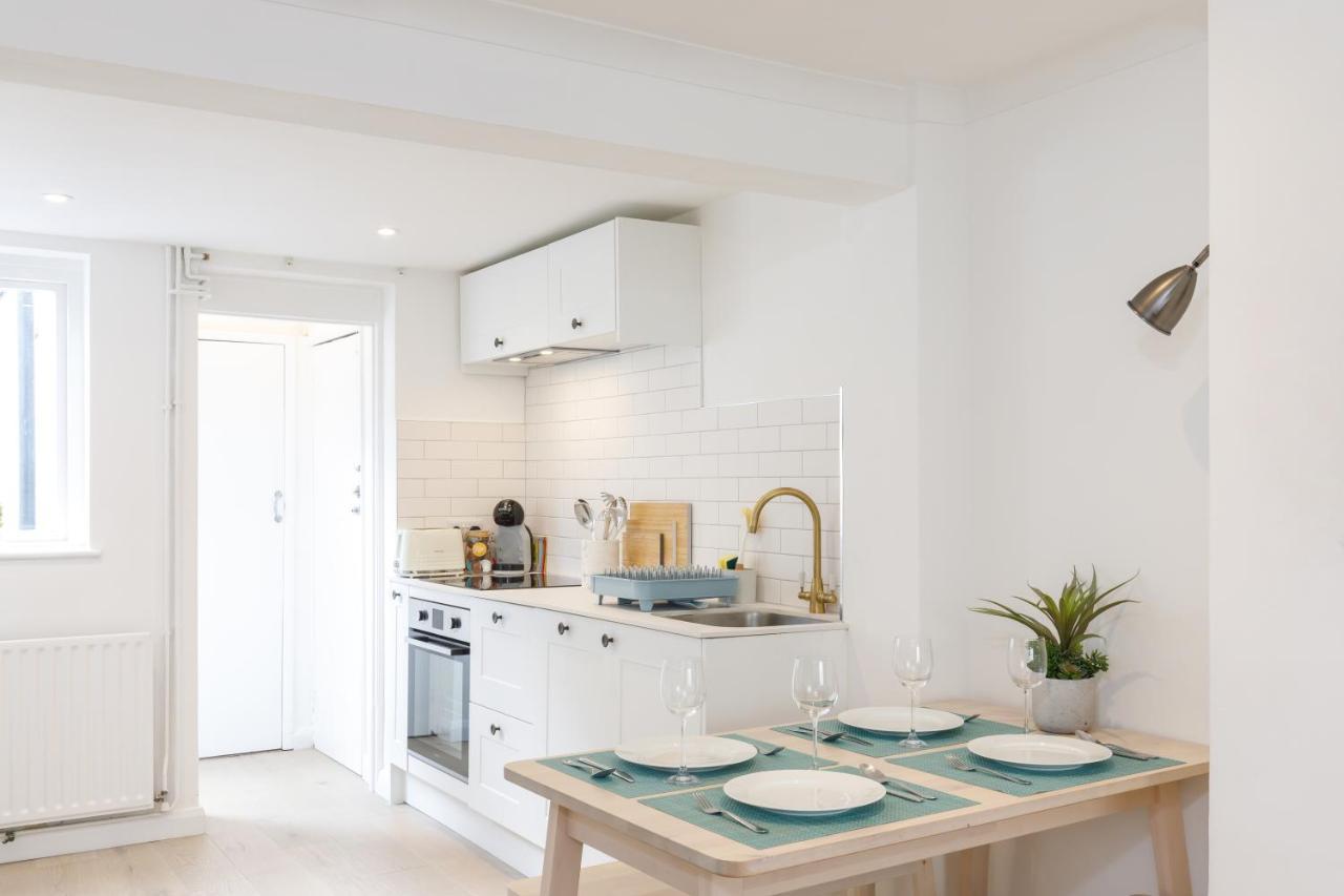 Central Quiet Cottage. Walk To Shops, Bars & Beach Hove Exteriér fotografie